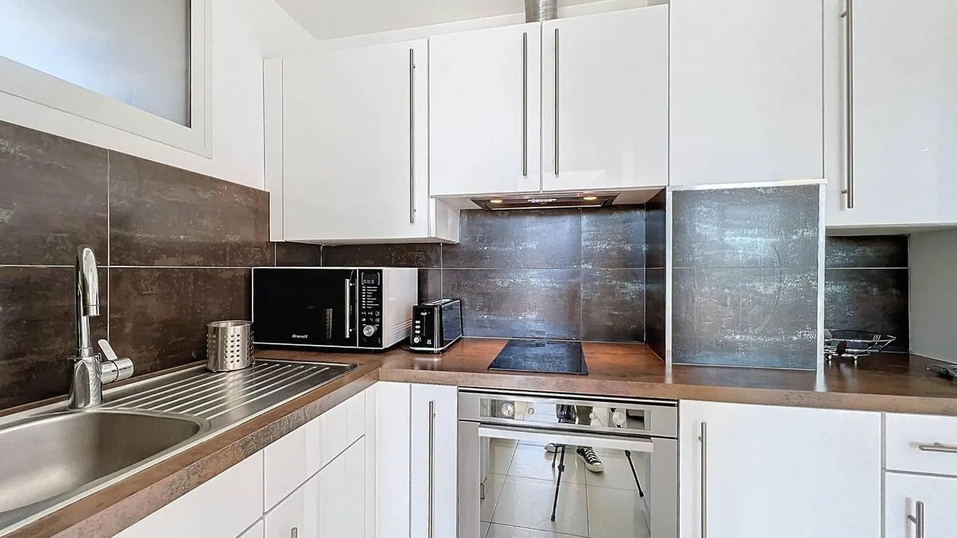 Apartment Appartement Moderne Et Lumineux A 2 Pas De La Plage, Parking Inclus - Fr-1-770-27 La Ciotat